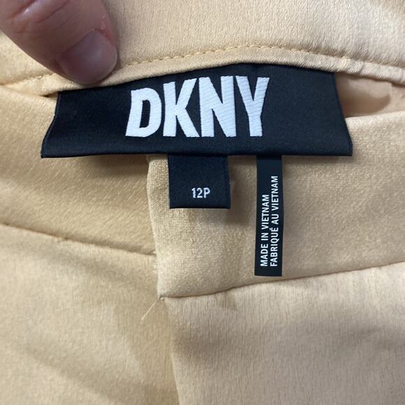 DKNY
Women's Mid Rise Crossover Pleat Wide-Leg Pants size 12p (b21) - Picture 7 of 8